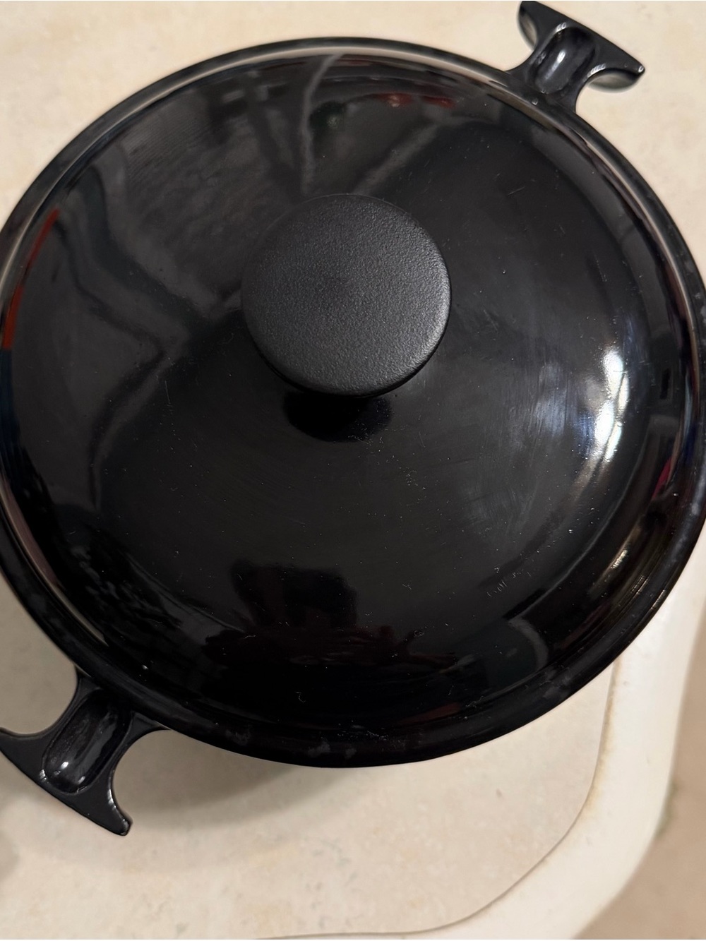 Le Creuset Rare Vintage 20 cm Black enamel cast iron dutch oven with lid .